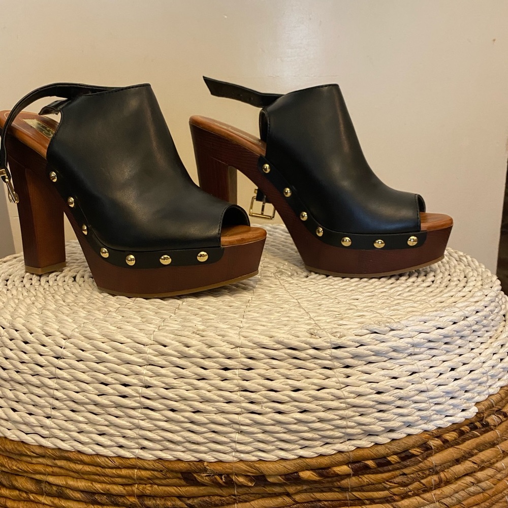 Women shoes